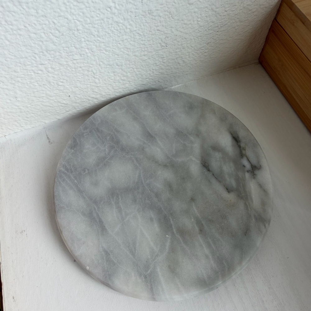 Gray Marble Round Tray